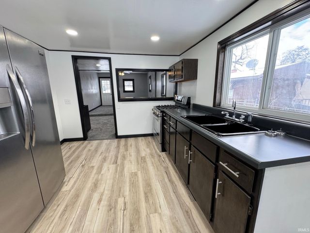 471 Van Buren Avenue, Peru, IN 46970