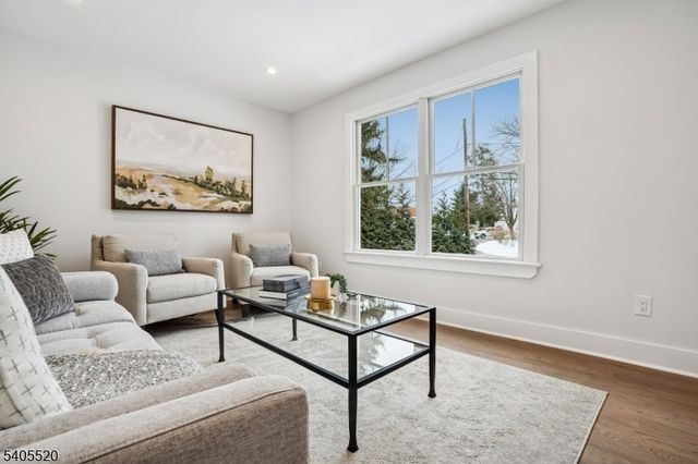 23 Reeve Circle, Millburn Twp., NJ 07041