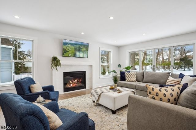 23 Reeve Circle, Millburn Twp., NJ 07041