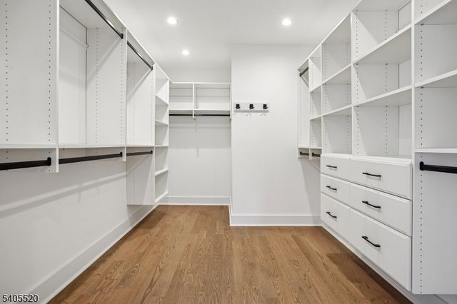 23 Reeve Circle, Millburn Twp., NJ 07041