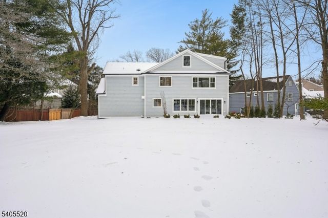 23 Reeve Circle, Millburn Twp., NJ 07041