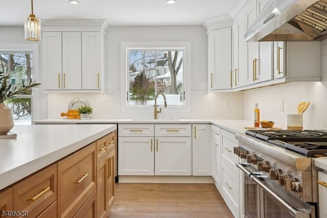 23 Reeve Circle, Millburn Twp., NJ 07041