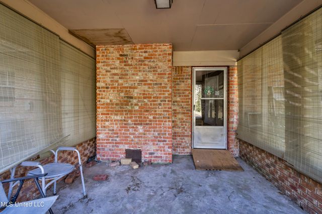 8313 Coda Road, Moss Point, MS 39562