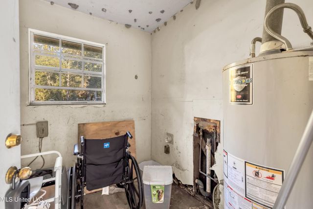 8313 Coda Road, Moss Point, MS 39562