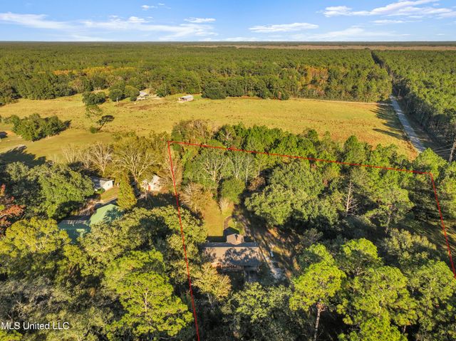 8313 Coda Road, Moss Point, MS 39562