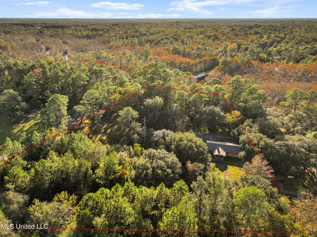 8313 Coda Road, Moss Point, MS 39562