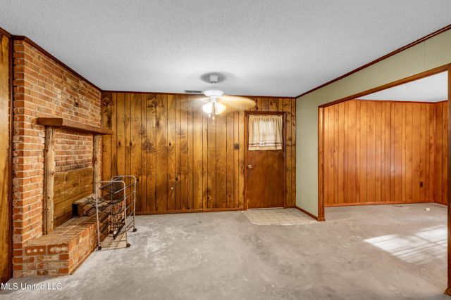 8313 Coda Road, Moss Point, MS 39562