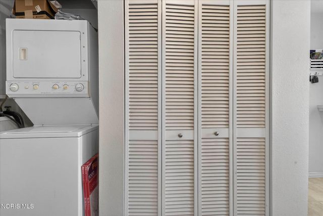 6059 Blossman Road, Toledo, OH 43617