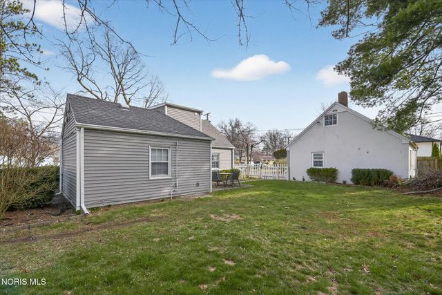 6059 Blossman Road, Toledo, OH 43617