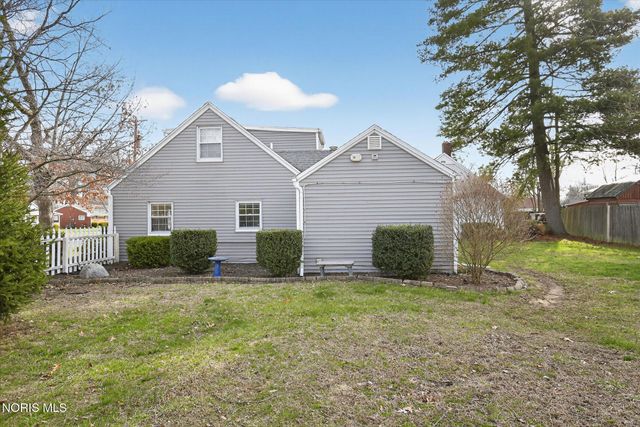 6059 Blossman Road, Toledo, OH 43617