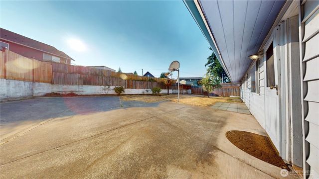 7828 Highland Drive, Everett, WA 98203