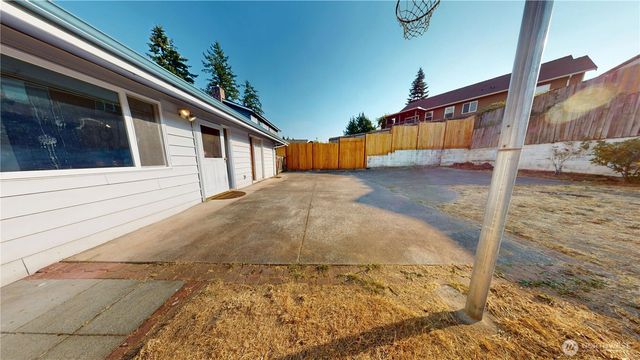 7828 Highland Drive, Everett, WA 98203