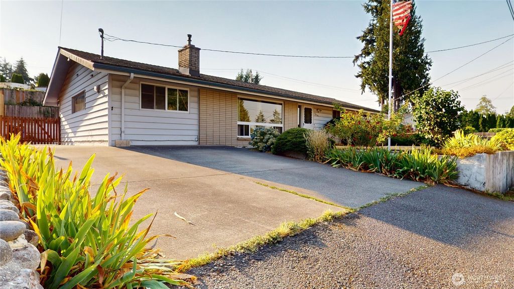 7828 Highland Drive, Everett, WA 98203