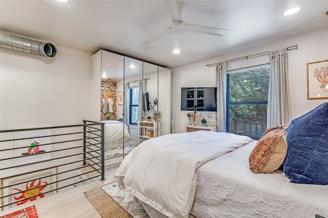 2727 Hood Street 105, Dallas, TX 75219