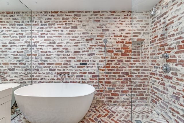 2727 Hood Street 105, Dallas, TX 75219