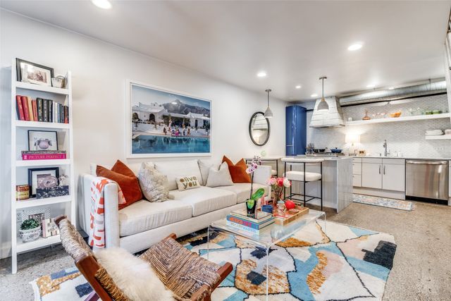 2727 Hood Street 105, Dallas, TX 75219