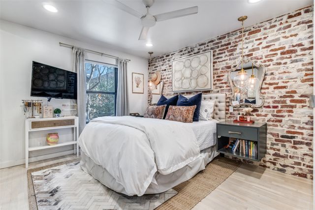 2727 Hood Street 105, Dallas, TX 75219