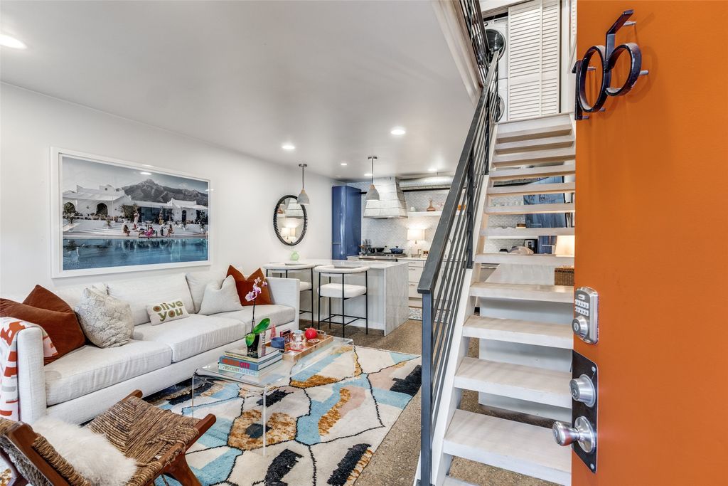 2727 Hood Street 105, Dallas, TX 75219