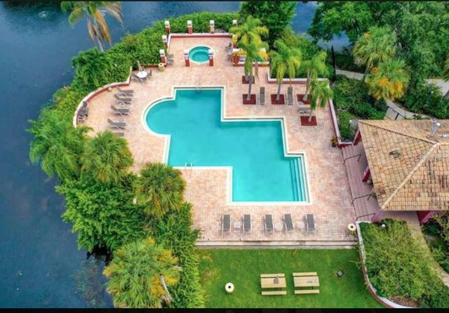 10263 GANDY BOULEVARD N 403, St Petersburg, FL 33702