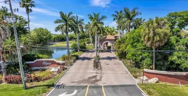 10263 GANDY BOULEVARD N 403, St Petersburg, FL 33702