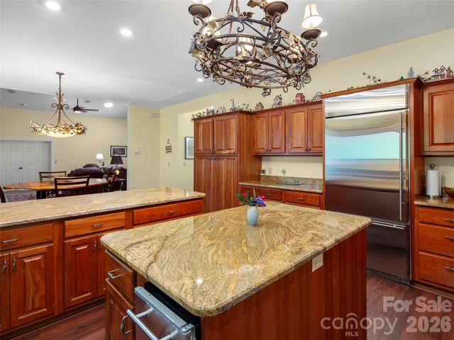 79 Ward Road, Maggie Valley, NC 28751