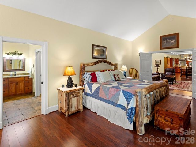 79 Ward Road, Maggie Valley, NC 28751