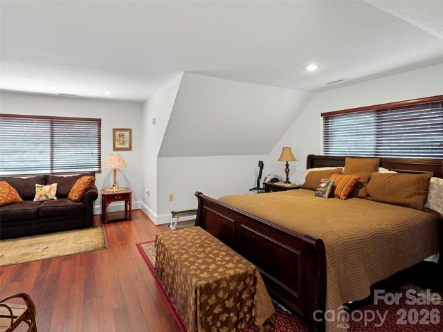 79 Ward Road, Maggie Valley, NC 28751