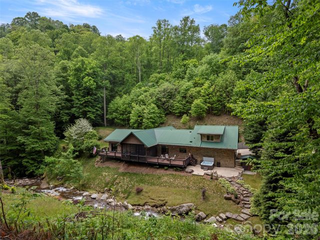 79 Ward Road, Maggie Valley, NC 28751