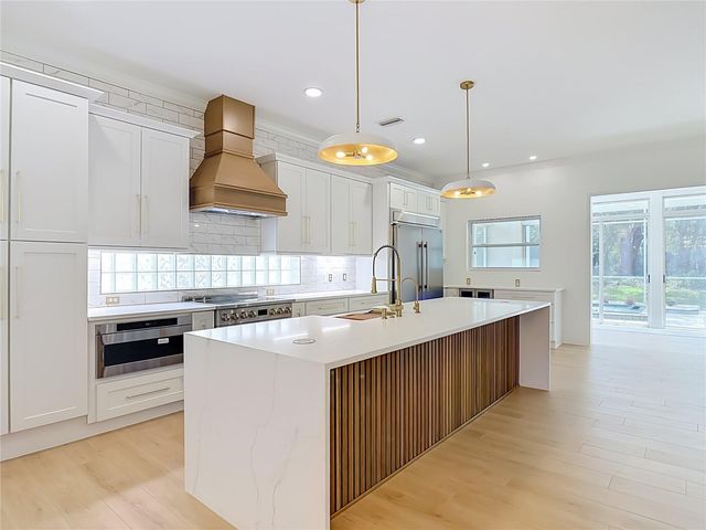 433 FENWICK CT, Debary, FL 32713