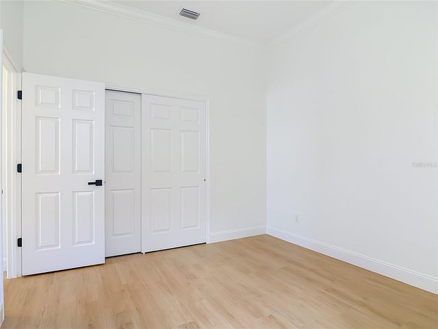 433 FENWICK CT, Debary, FL 32713