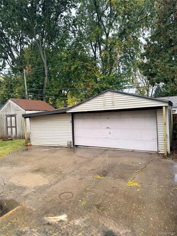3709 Evergreen Parkway, Flint, MI 48503