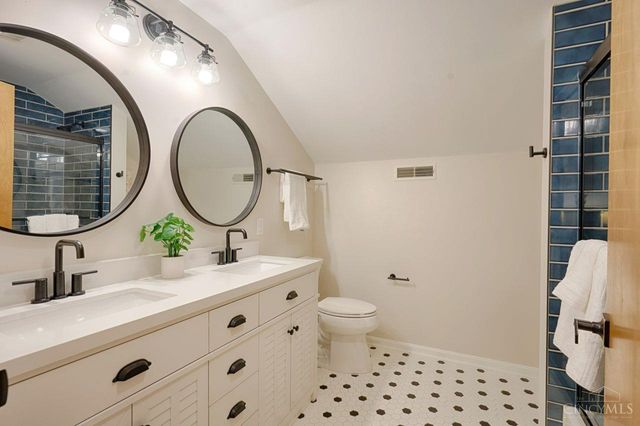 6008 Winnetka Drive, Sycamore Twp, OH 45236