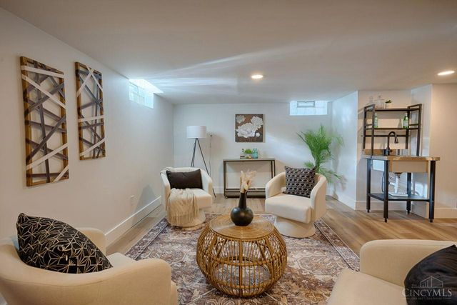 6008 Winnetka Drive, Sycamore Twp, OH 45236