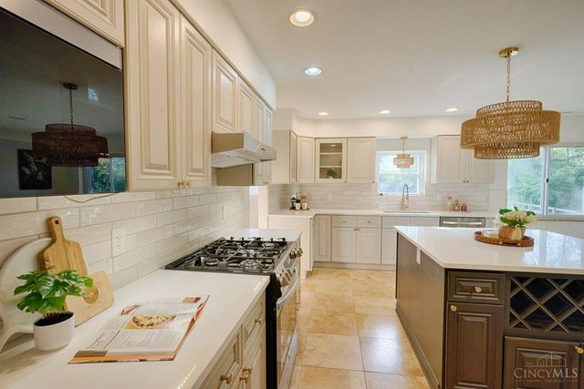 6008 Winnetka Drive, Sycamore Twp, OH 45236