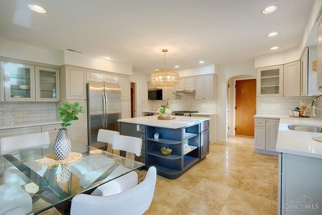 6008 Winnetka Drive, Sycamore Twp, OH 45236