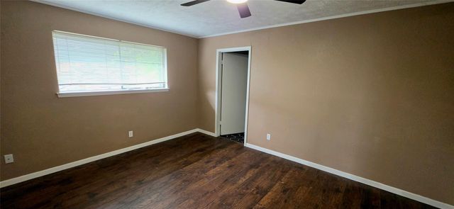 2204 Mimosa Court, League City, TX 77573