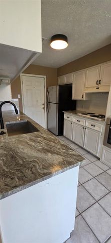2204 Mimosa Court, League City, TX 77573