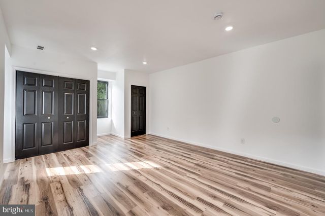 111 W SHARPNACK ST, Philadelphia, PA 19119