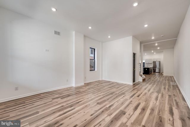 111 W SHARPNACK ST, Philadelphia, PA 19119