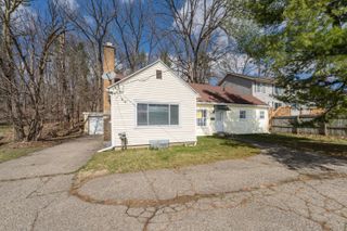 4310 W Michigan Avenue, Kalamazoo City, MI 49006