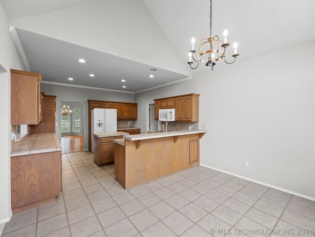1430 S 177th East Avenue, Tulsa, OK 74108