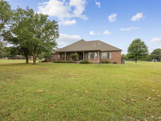 1430 S 177th East Avenue, Tulsa, OK 74108