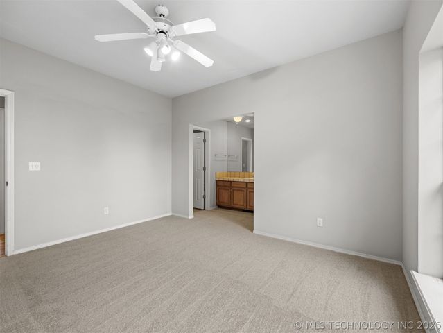 1430 S 177th East Avenue, Tulsa, OK 74108