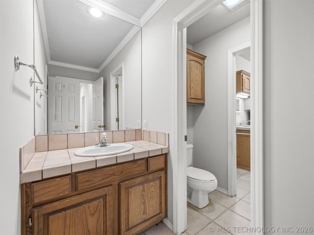 1430 S 177th East Avenue, Tulsa, OK 74108