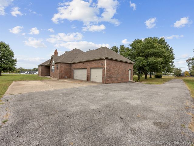 1430 S 177th East Avenue, Tulsa, OK 74108