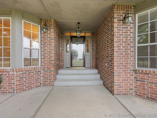 1430 S 177th East Avenue, Tulsa, OK 74108