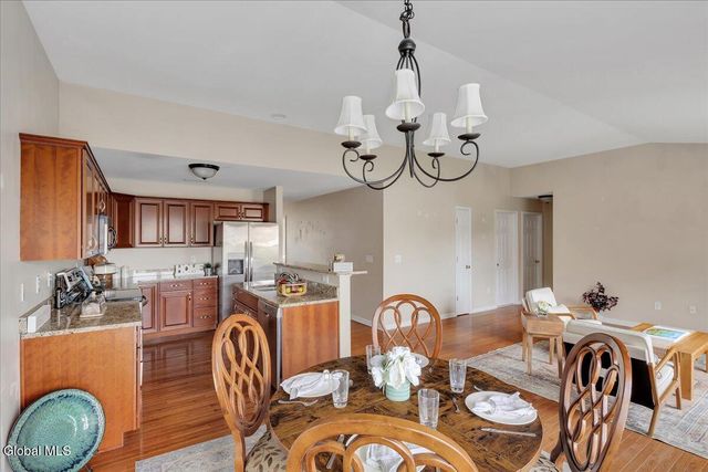 101 Cherry Blossom Court, Rotterdam, NY 12306