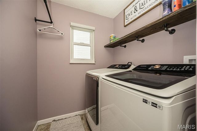 2358 Hidden Deer Drive, O'fallon, MO 63368