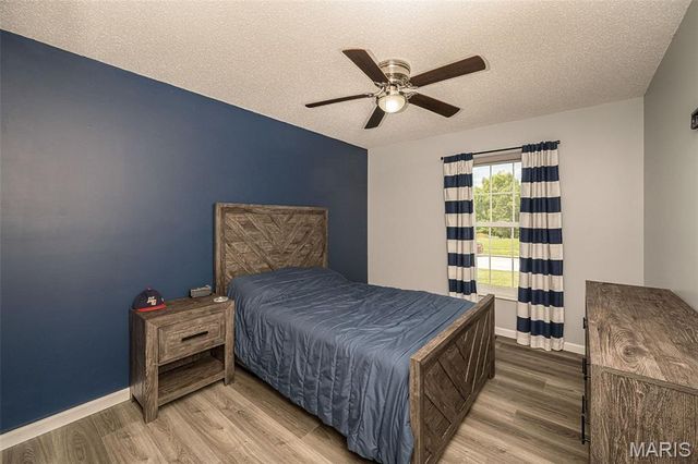 2358 Hidden Deer Drive, O'fallon, MO 63368