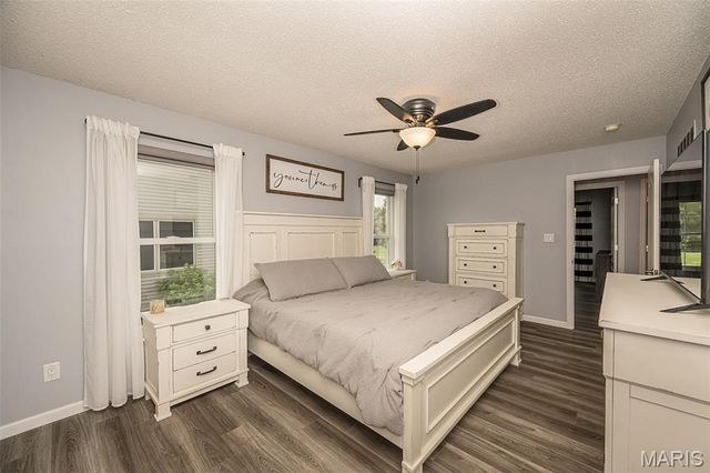 2358 Hidden Deer Drive, O'fallon, MO 63368